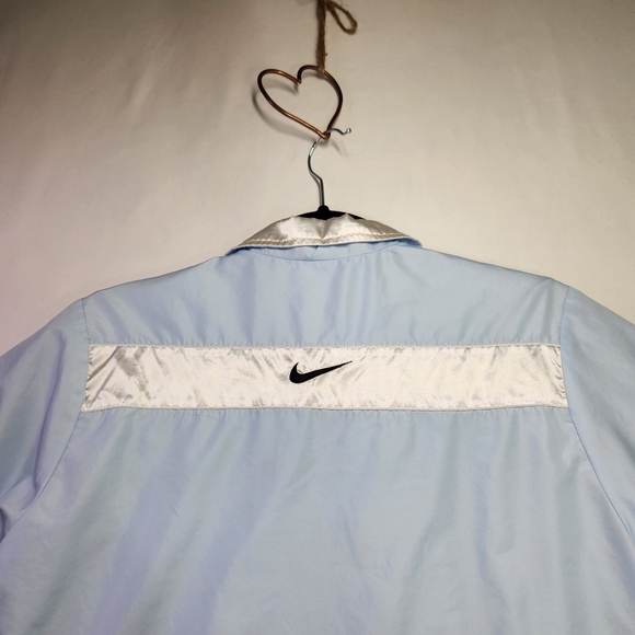 ⭐️ Women's Nike Windbreaker Small Like New, Excellent Condition • Full Zip - Picture 6 of 11